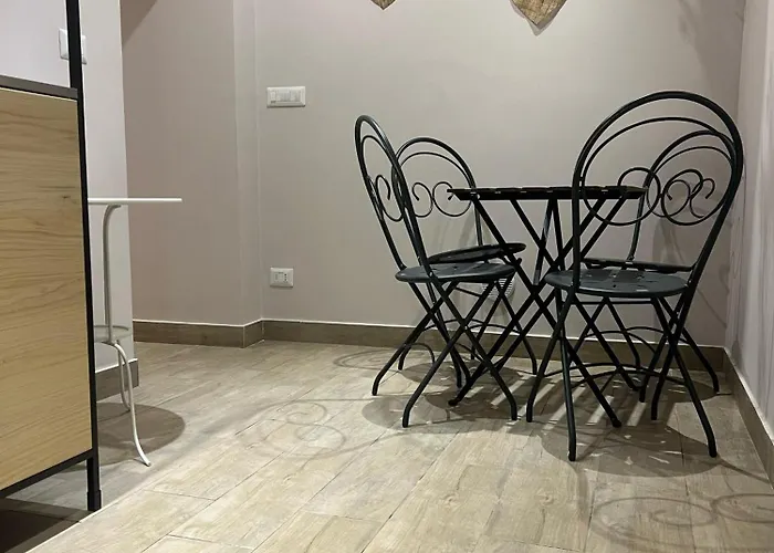 Giuseppe & Greta Oda ve Kahvaltı